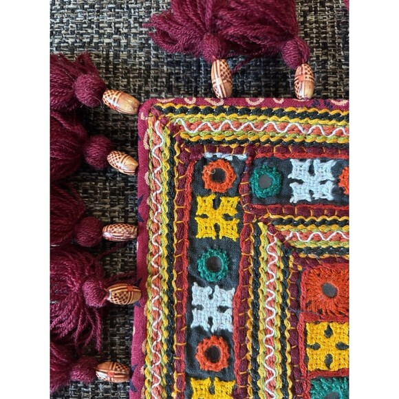 Lot Of 6 UNBRANDED Vintage Indian Middle Eastern Hand Embroidered Pillow Cases - Picture 12 of 13